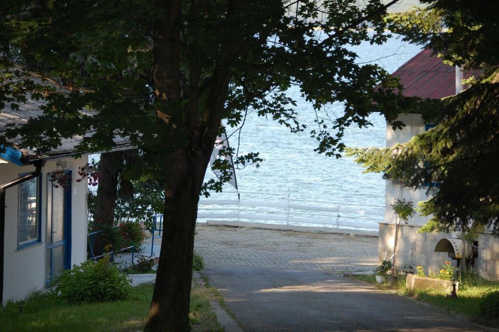 Комплекс Белите Къщи Shtarkelovo Gnezdo Eksteriør bilde